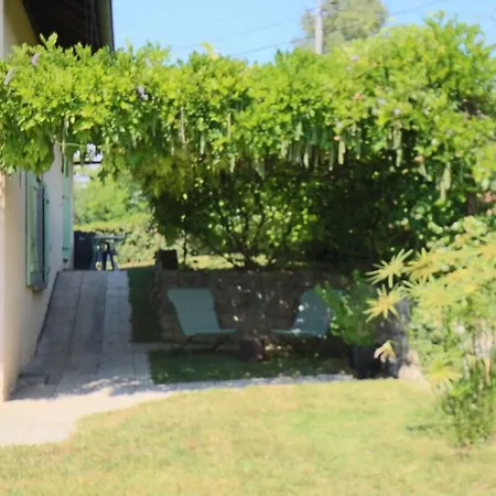 120 M2 Fauvette 4 Avec Garage Au Calme Semesterbostad